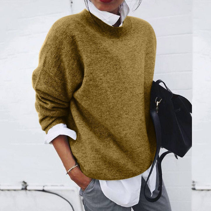 Minimalist Round Neck Jumper for Women