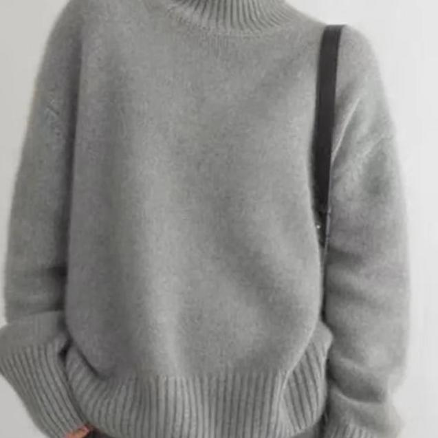 Loose Fit Roll Neck Sweater for Women